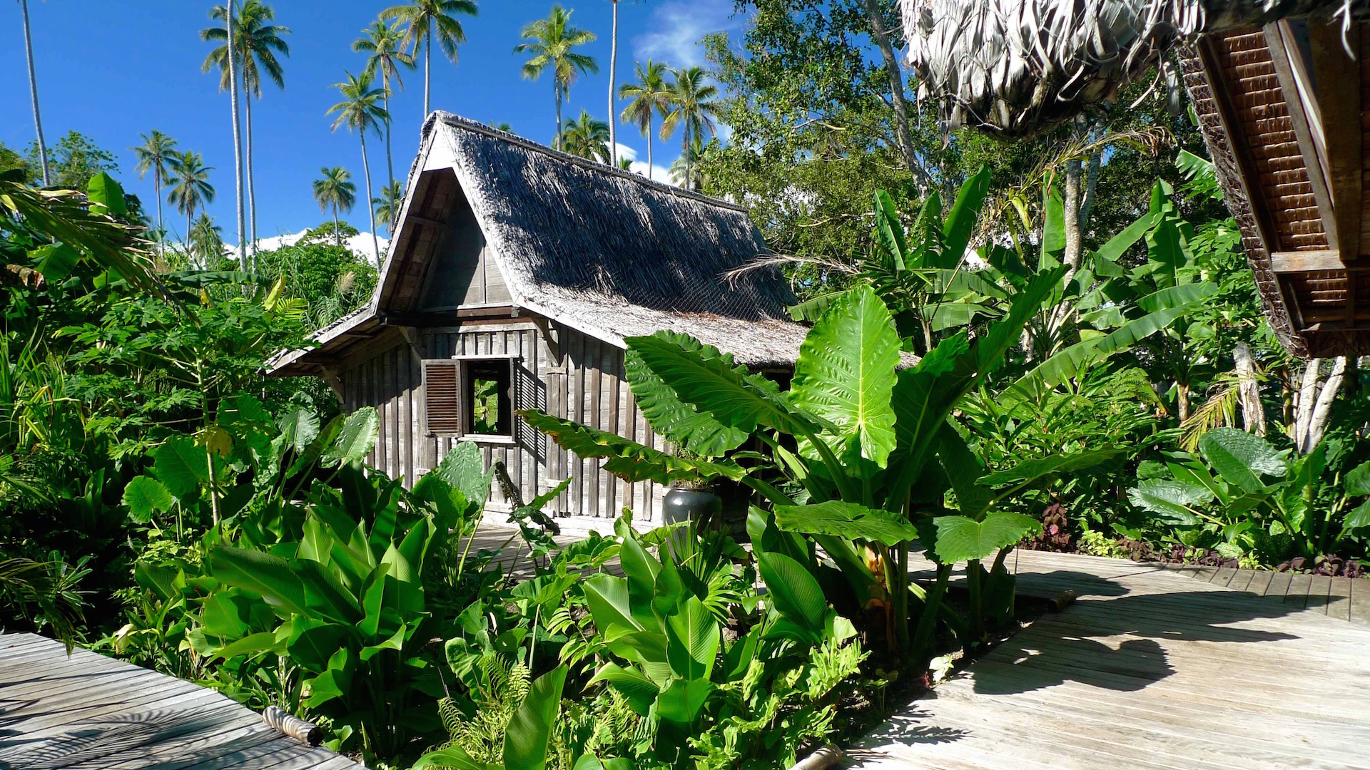 Ratua Island bungalow