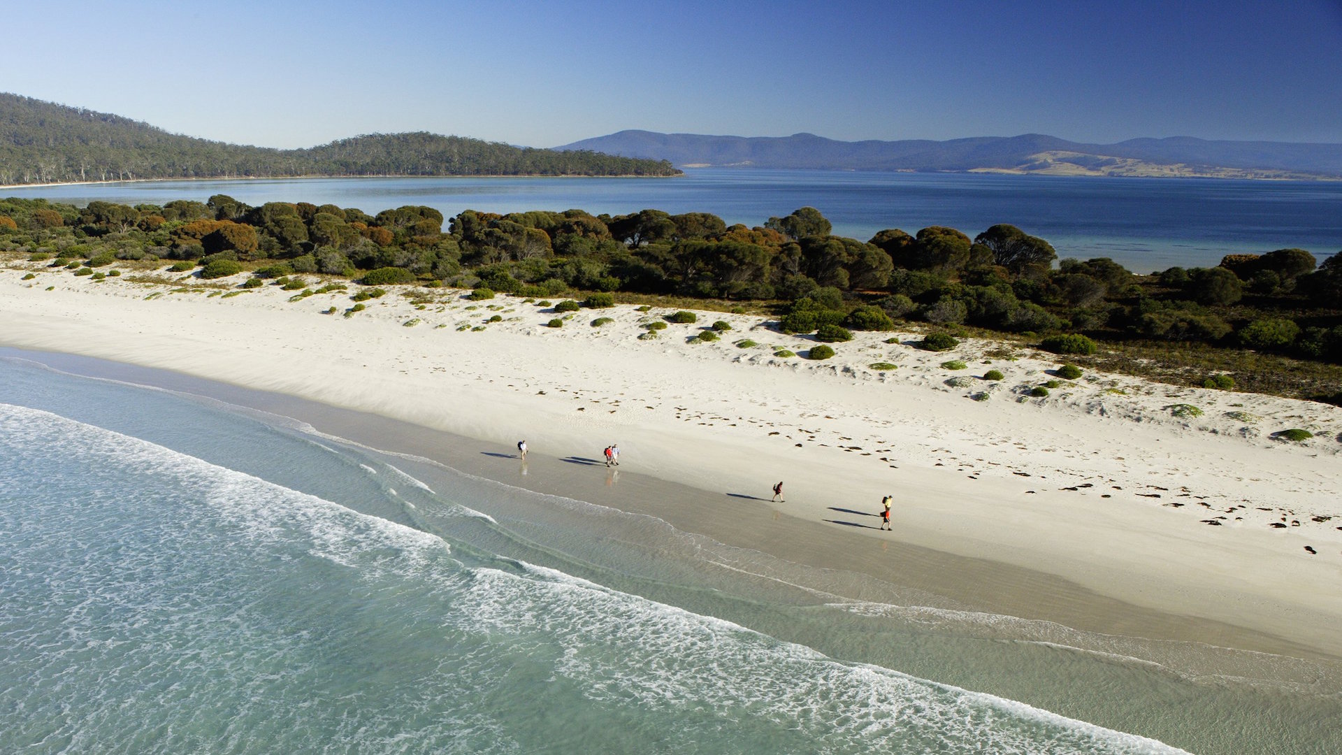 Reidle Beach Maria Island